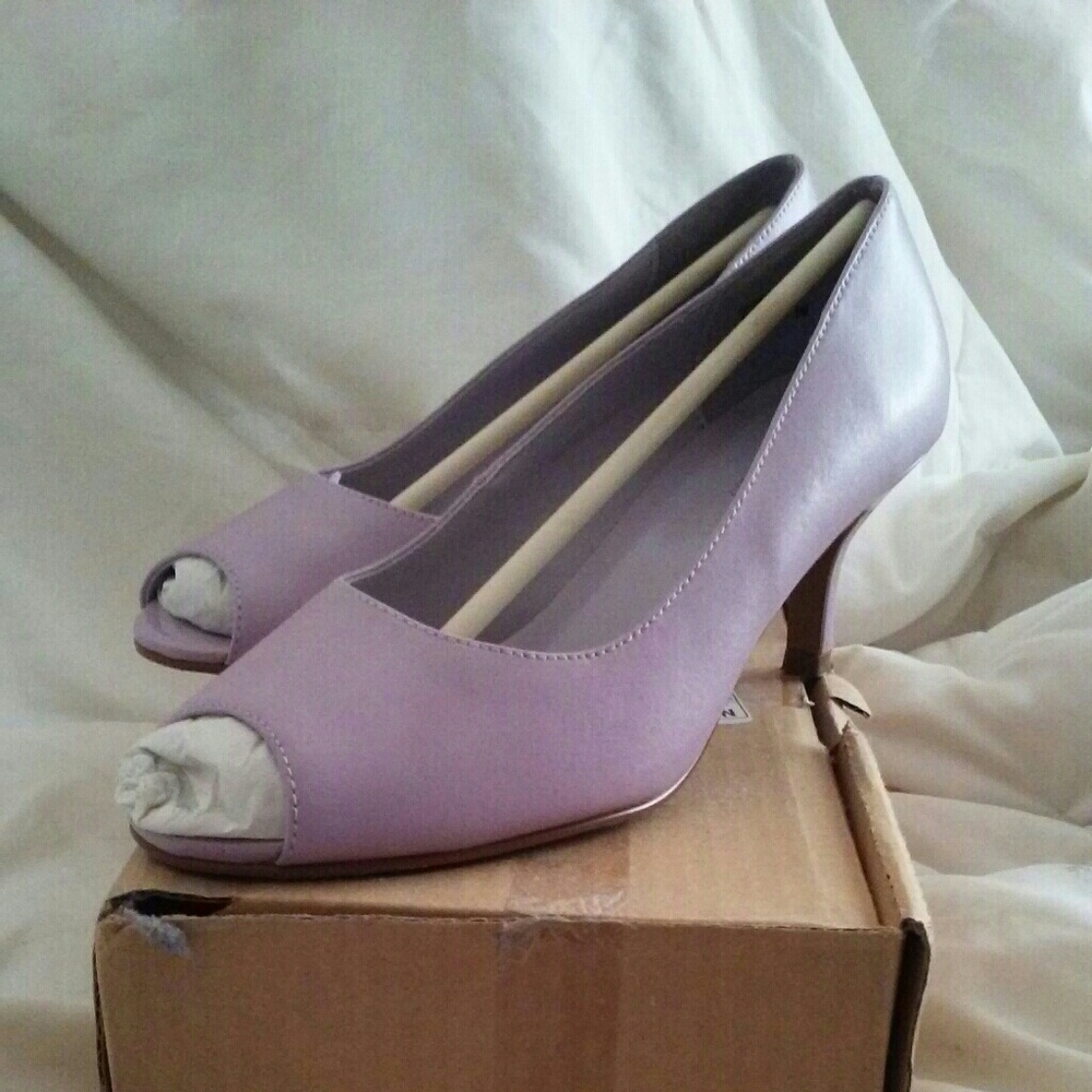 Light purple heels